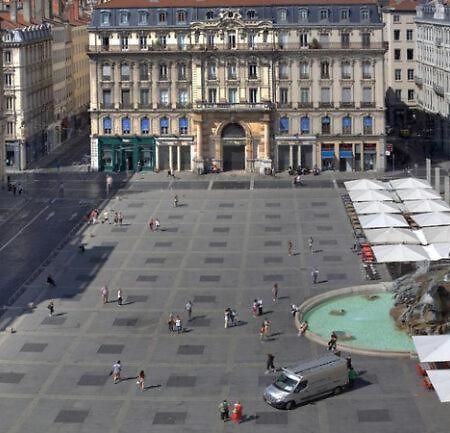 Beautiful 3Br Apt In Lyon Center Exteriör bild